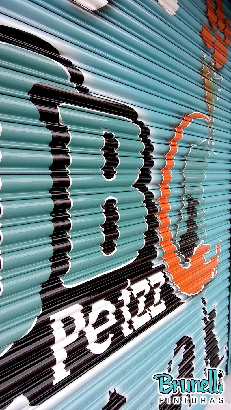 pintura de letreiro em porta de a�o Pet Shop JB